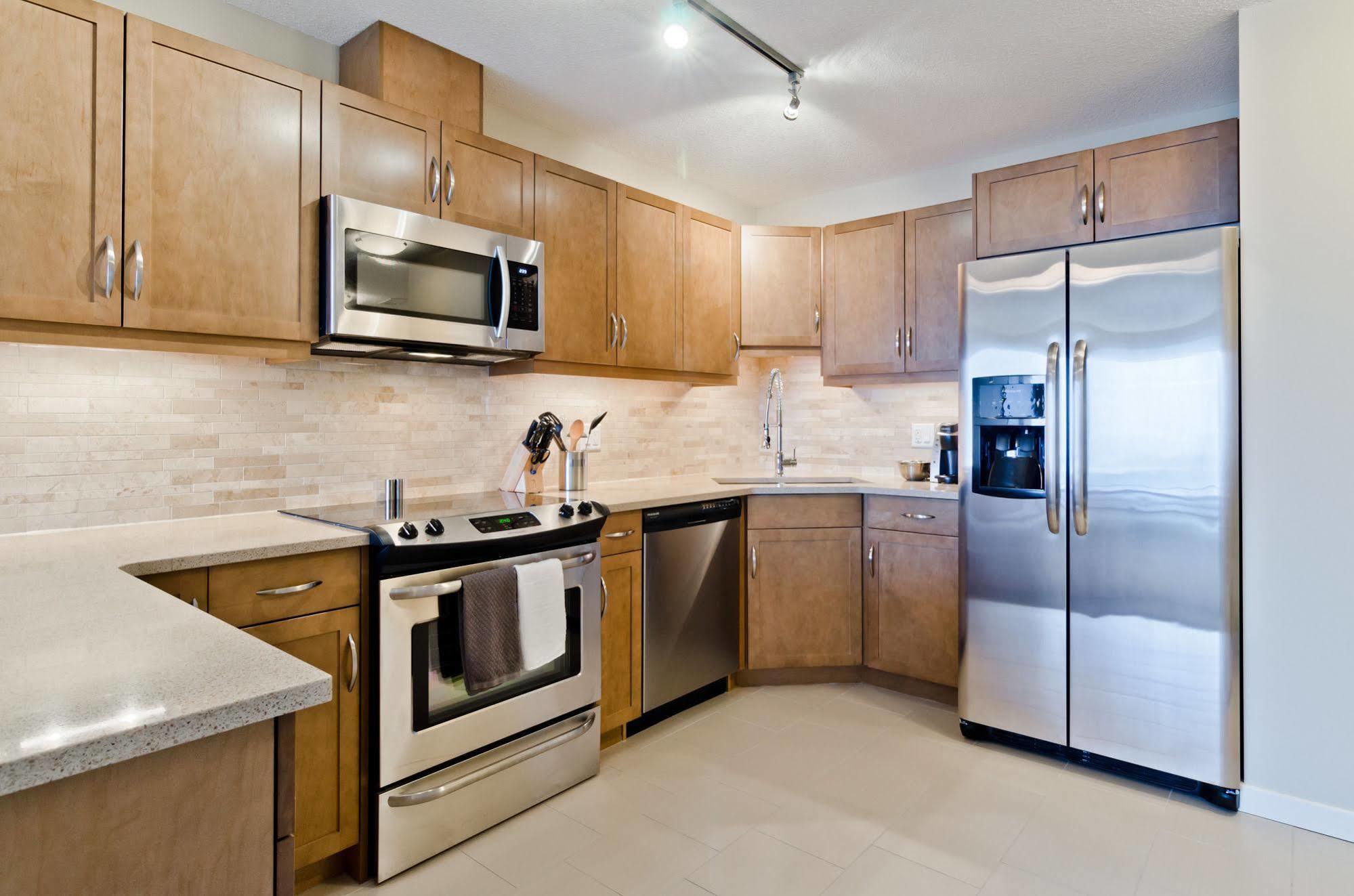 Executive Suites By Roseman - Alura Calgary Bagian luar foto