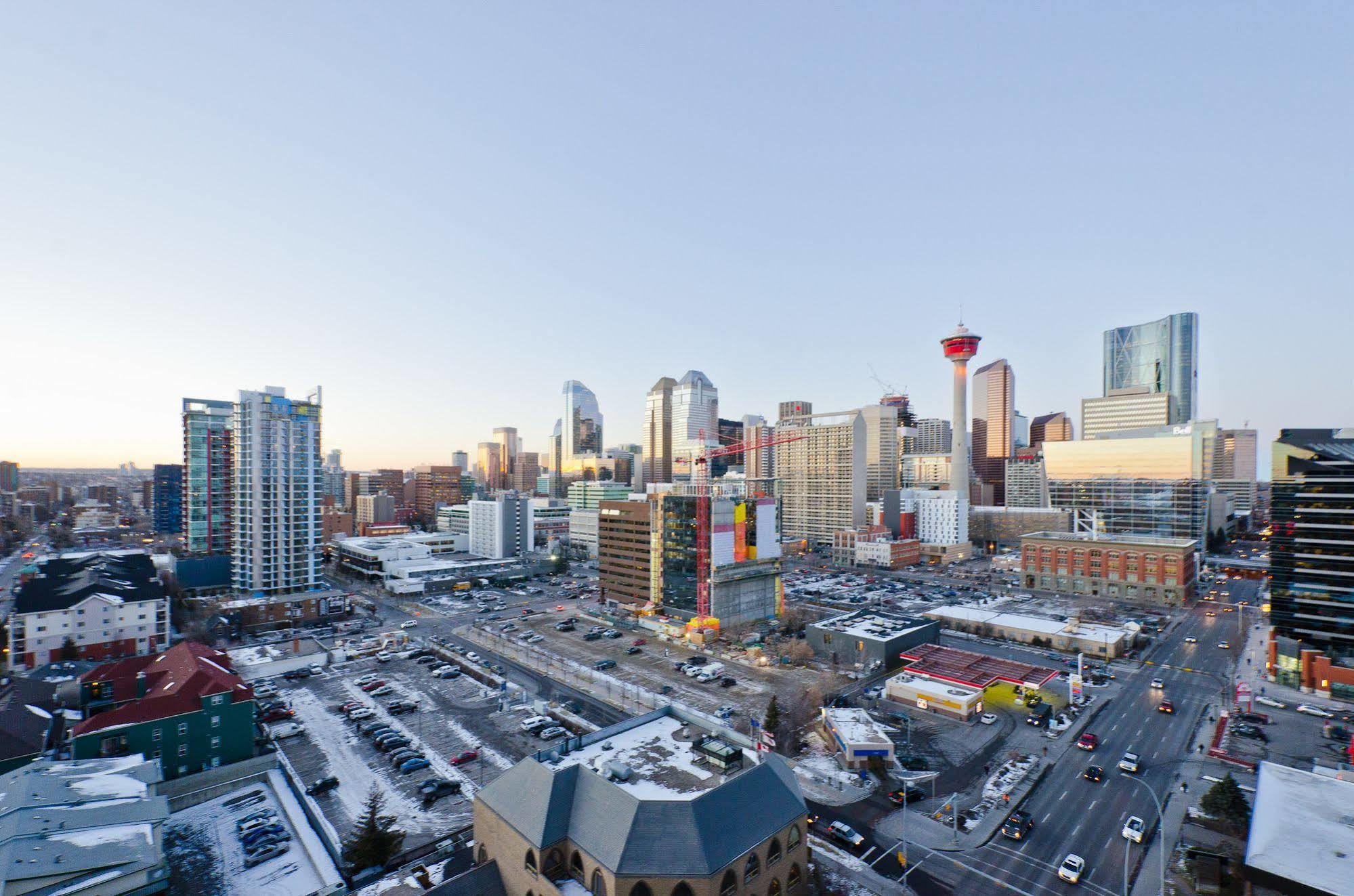 Executive Suites By Roseman - Alura Calgary Bagian luar foto
