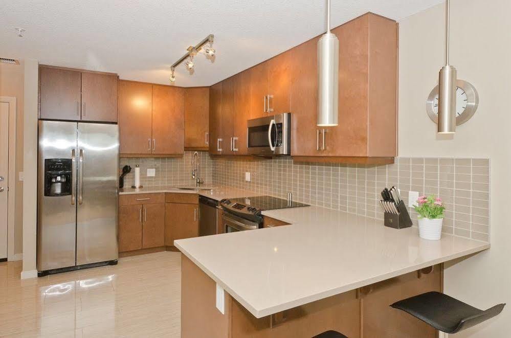 Executive Suites By Roseman - Alura Calgary Bagian luar foto